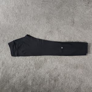 Black Lululemon leggings